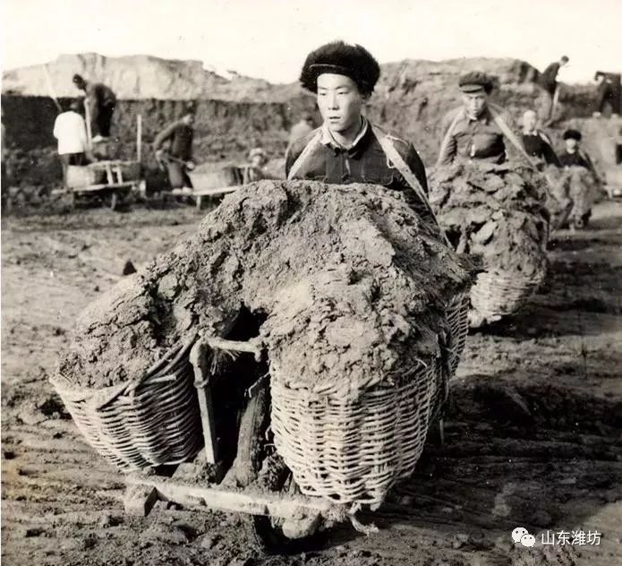 制片厂拍摄了昌邑市卜庄营的电影记录片,片名为《峡山水库帅旗飘》